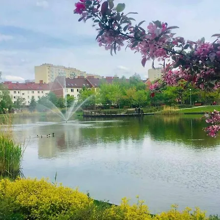 Andersena 190 A - 12 Pietro - 10 Min Cmkp - 5 Min Metro - 15 Min Centrum *